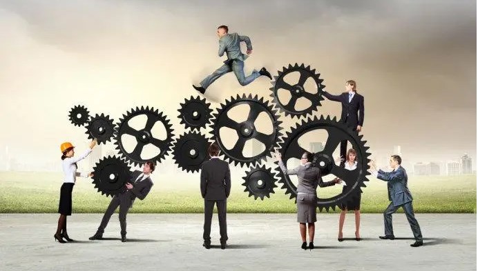 基于胜任力模型优化高职院校绩效工资制度的思考论文