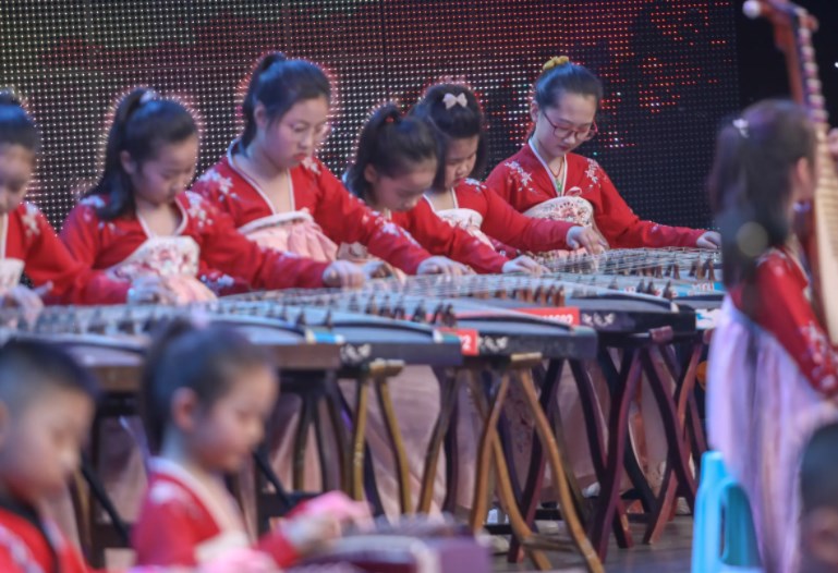 关于琵琶演奏中气韵表达的教学思考论文