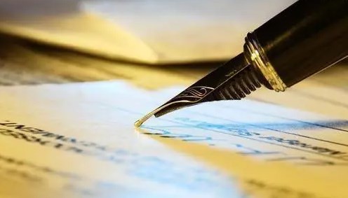 英语文章写作手法分析论文!