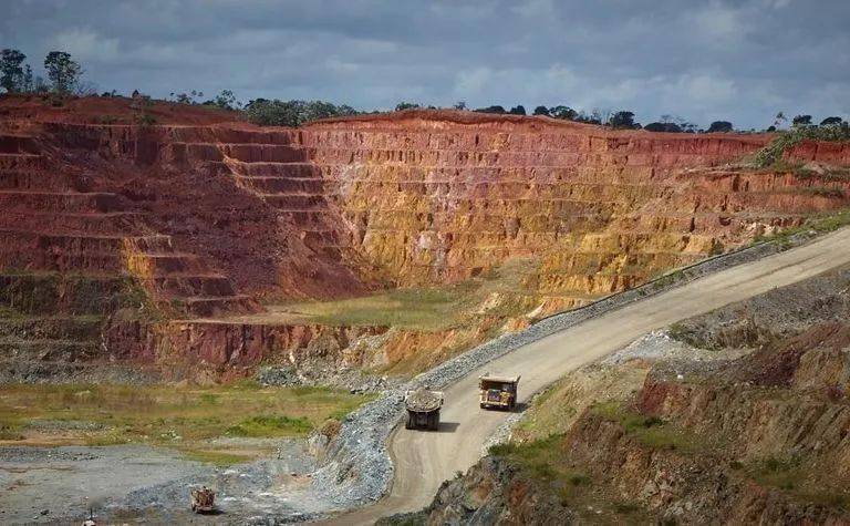 金矿矿山规划设计的优化方法论文