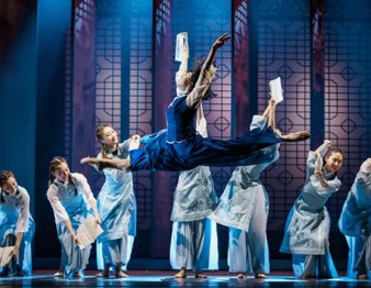 歌的剧”是否俗套—浅谈当代中国歌剧创作中的“可听性”问题论文