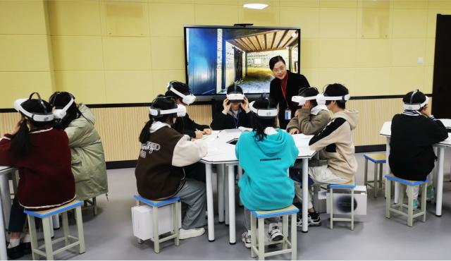 文艺作品融入思政课教学的路径研究