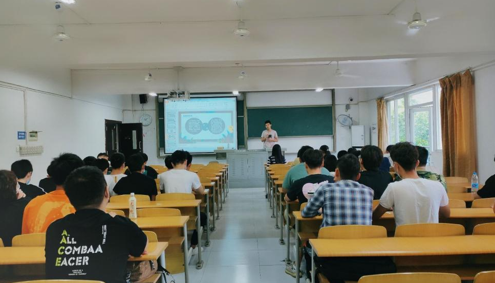 新媒体时代下加强大学生网络思想政治教育路径研究