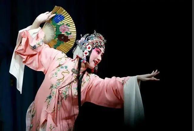 戏曲“本位”迭嬗的美学思考