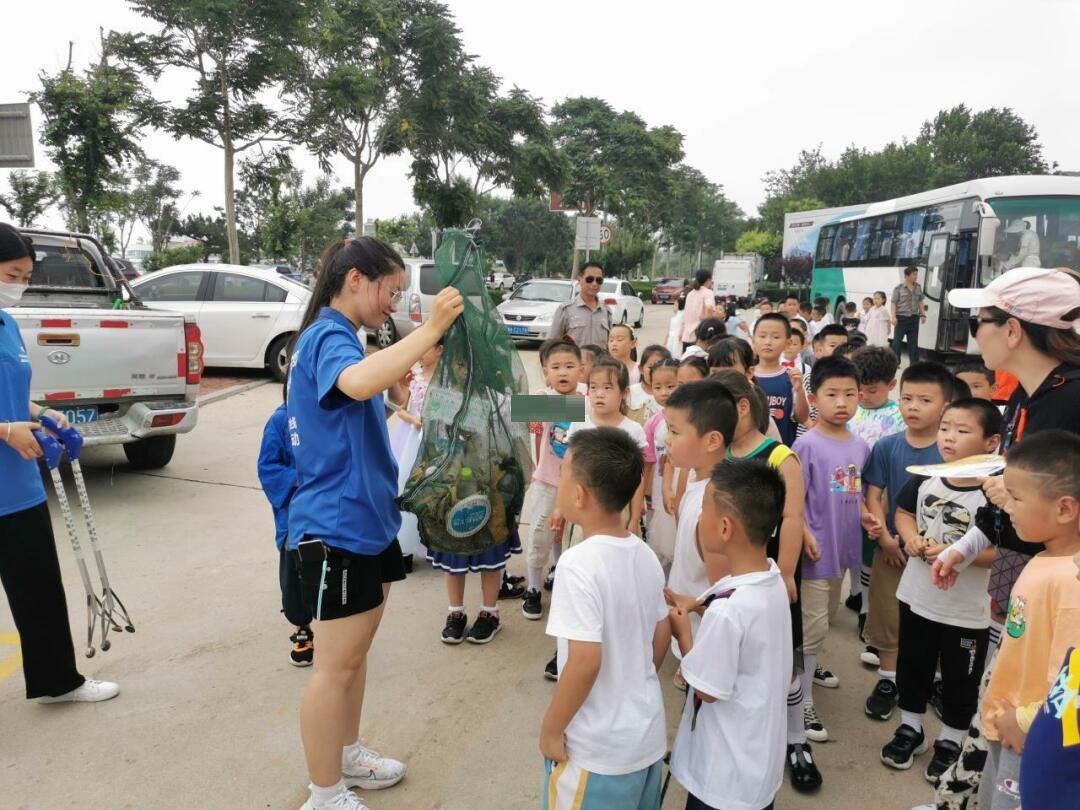 基于“峰尾情·渔乡乐”园本课程的幼儿教育活动实施策略探究论文